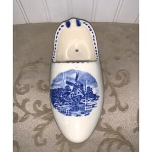 Vintage 7” Delft Style Blue Holland Dutch Shoe Clog Ashtray with Windmill